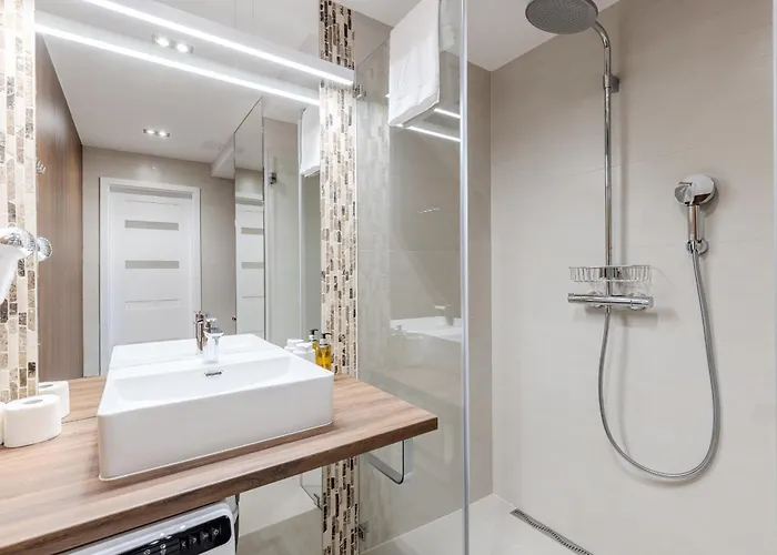 Krawiecka By Comfort Wrocław